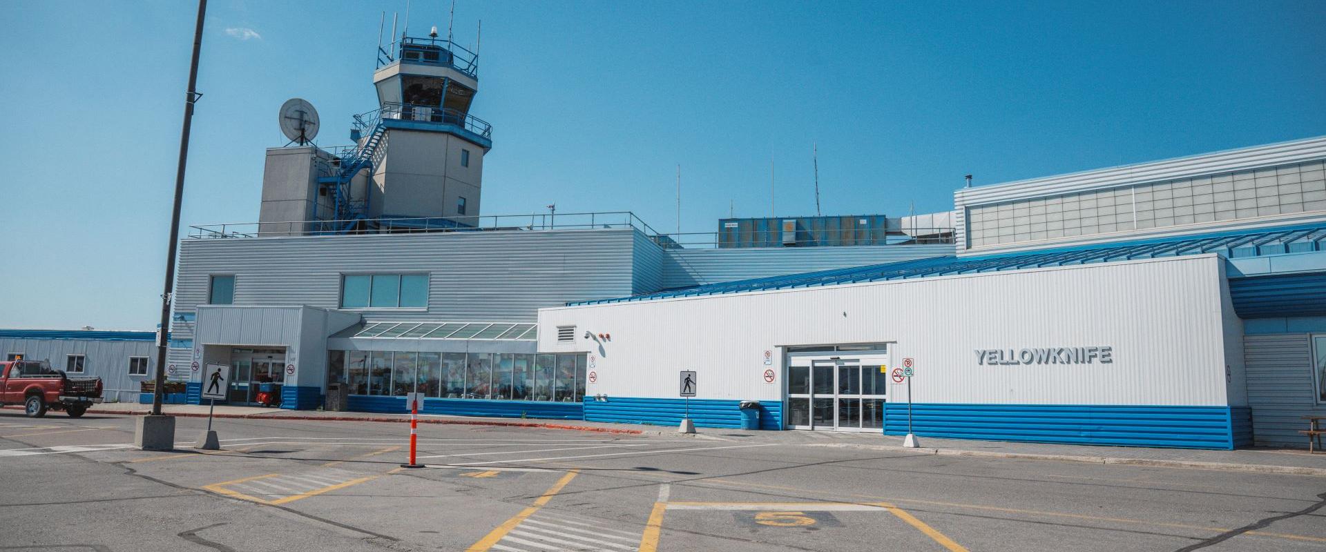 image of the airport terminal